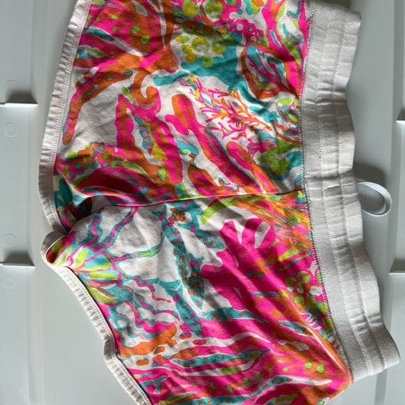 Lily Pulitzer shorts - Picture 2 of 3